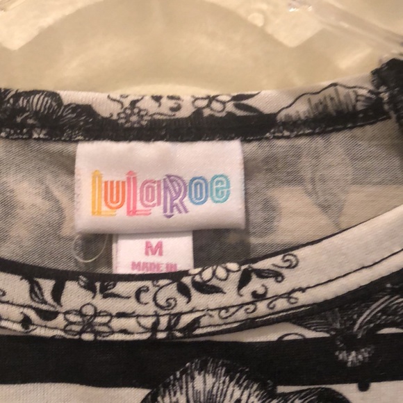 LulaRoe Size Medium shirt - Picture 2 of 3